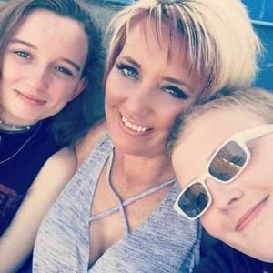 Meet your Posher, Tausha